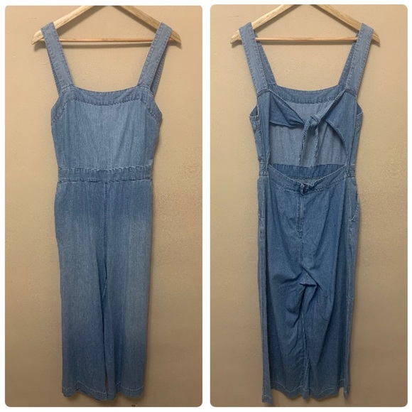 Madewell Denim Apron Bow-Back Jumpsuit in Ronda Wash Size 4 - Picture 4 of 13